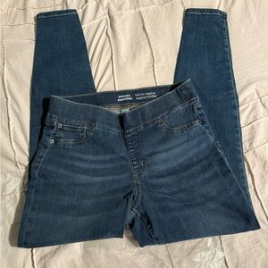 Amazon Essentials Women's Dark Blue Jeggings